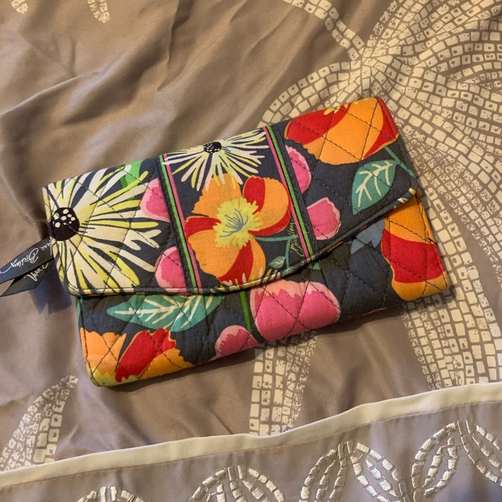 Vera Bradley wallet/cross body.
